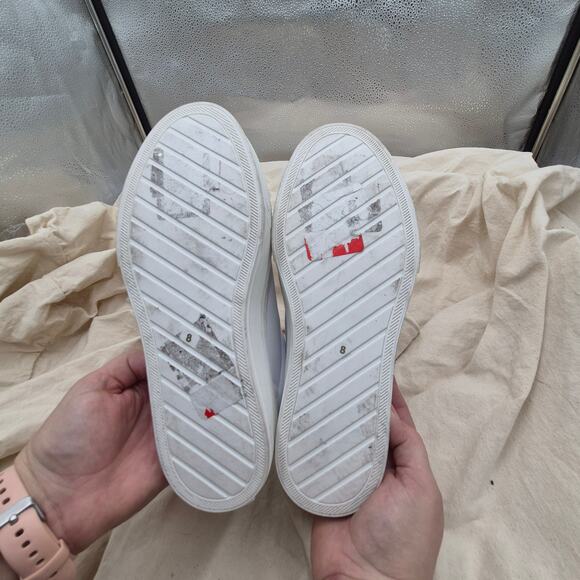 Copied - J/SLIDES Taylor silver metallic sneakers Womens size 7 - Picture 5 of 5